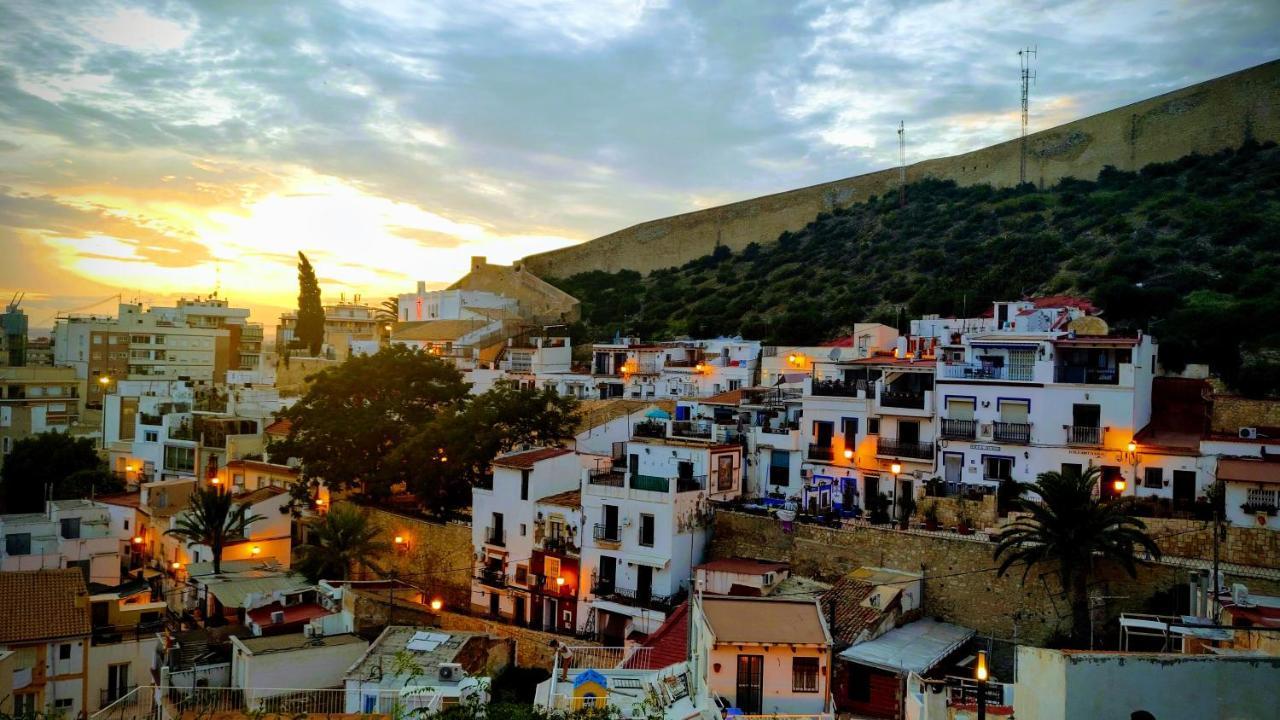 Charming Apartment In Alicante Near The Sea & City Center 외부 사진